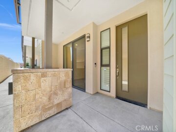 1658 Topanga Photo